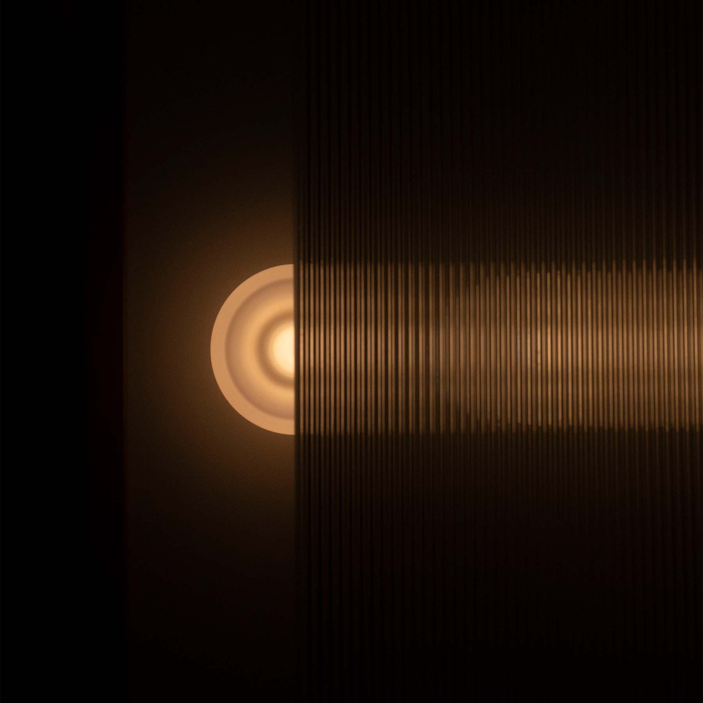 Embassy Interiors :: Atlantic wall/ceiling lamp, dia. 16 cm, opal glass