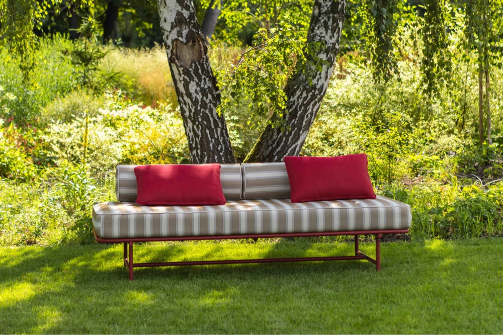 Kunesti :: Leżanka ogrodowa Gossip Time szer. 200 cm 