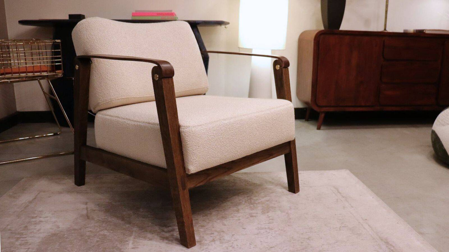 Nordic Line :: Philip beige upholstered armchair