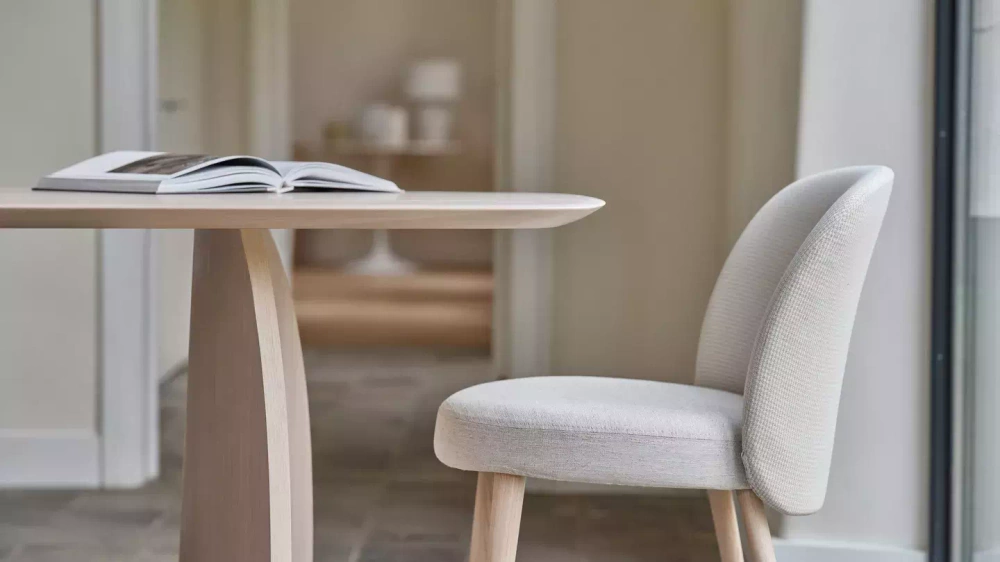 Mobitec :: Neo C01 gray upholstered chair on wooden legs, width 51 cm