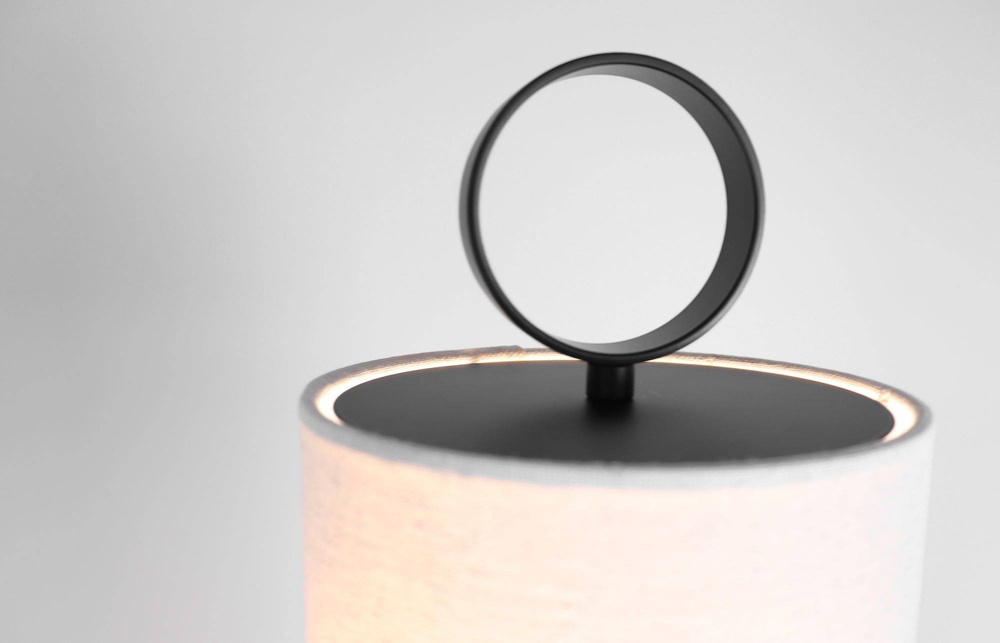 Aromas :: Nooi floor lamp with linen shade, height 137 cm, beige