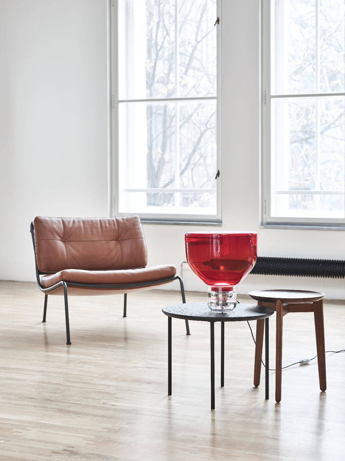 Brokis :: Lightline Medium Table Lamp, Diameter 40, Transparent Pink