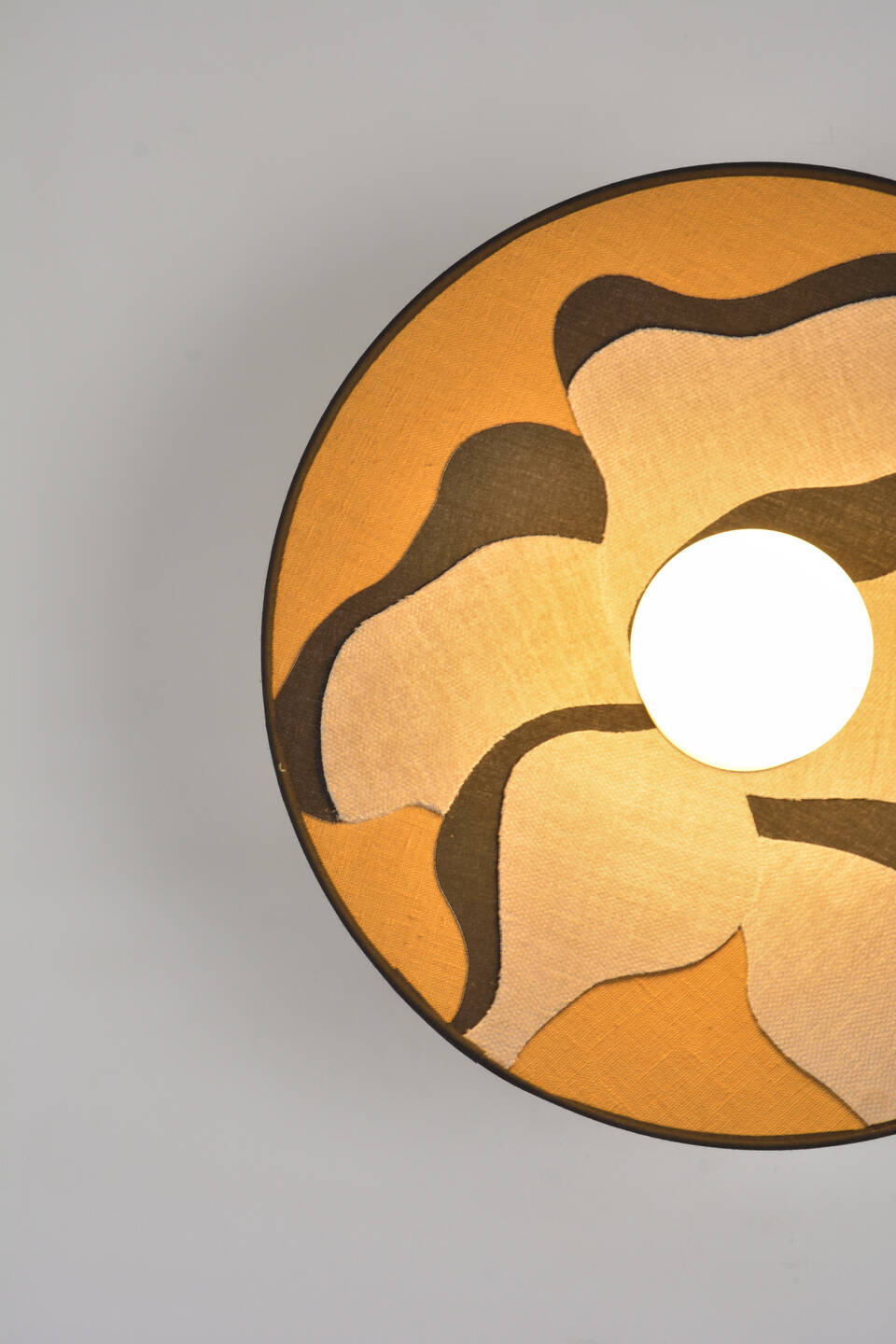 Market Set :: Sonia Laudet D40 wall lamp/sconce, diameter 40 cm, mustard-beige