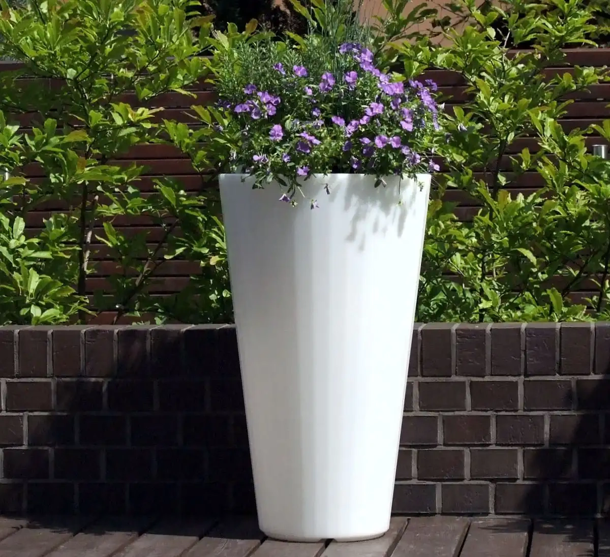 Micante :: Topf aus Plastik Aurora beleuchtet Durchmesser 46 weiß