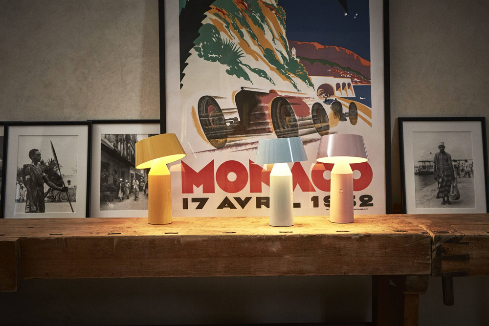 Marset :: Tischlampe aus Plastik Bicoca Höhe 22,5 cm gelb