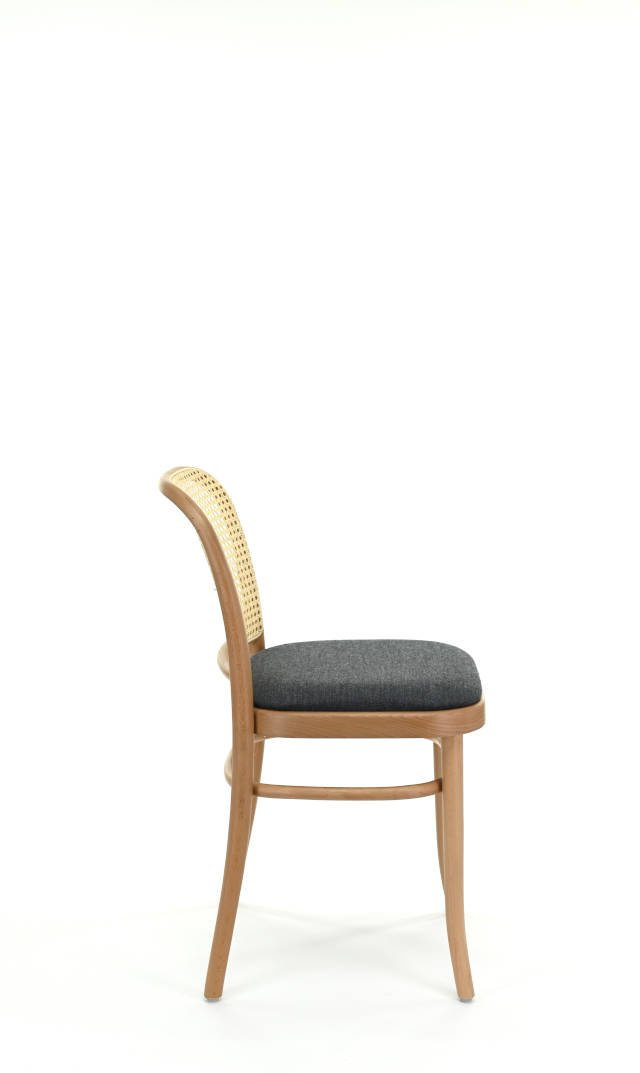 FAMEG :: Wood chair 811
