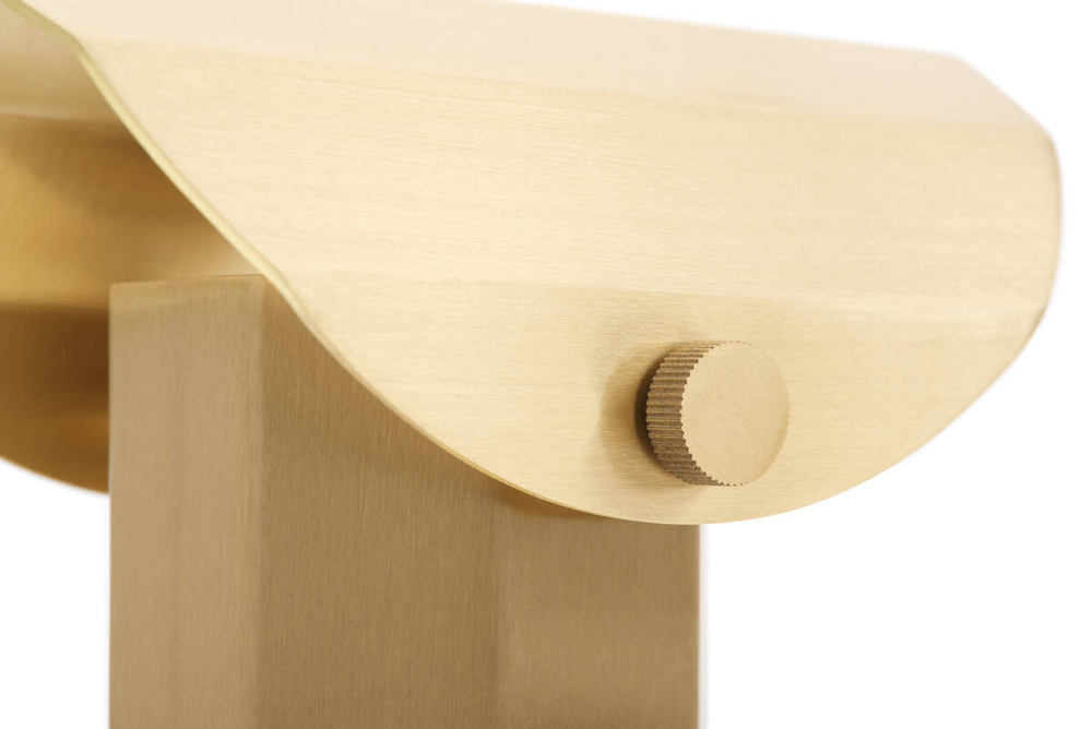 Kaspa :: Apolin portable lamp, height 18 cm, brushed brass