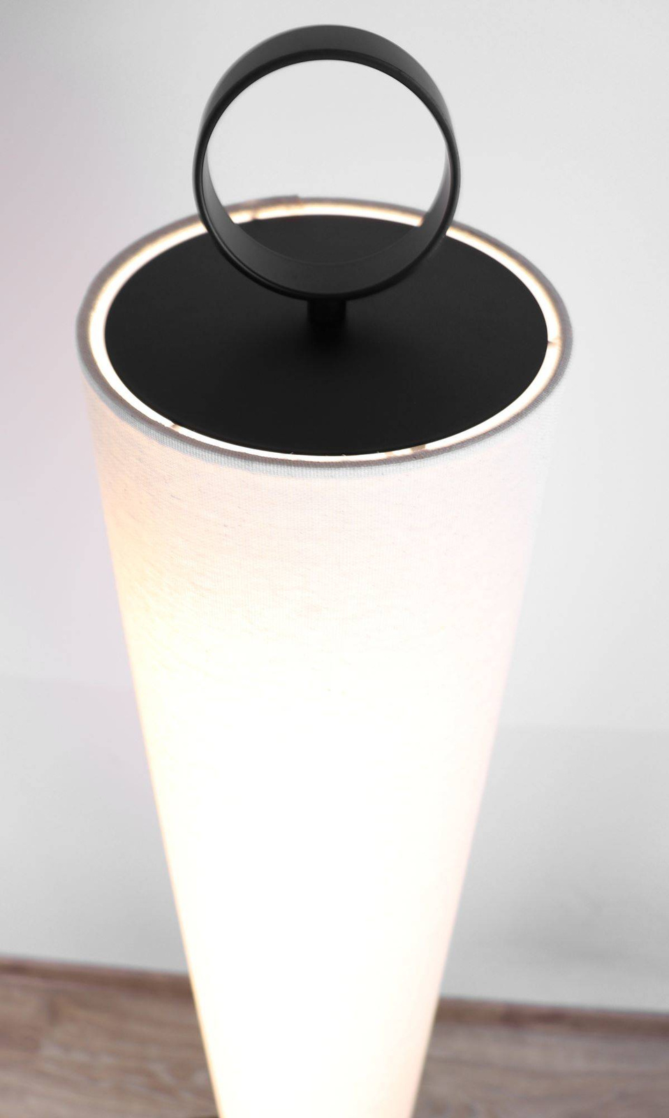 Aromas :: Nooi Stehleuchte mit Leinenschirm, Höhe 137 cm, beige