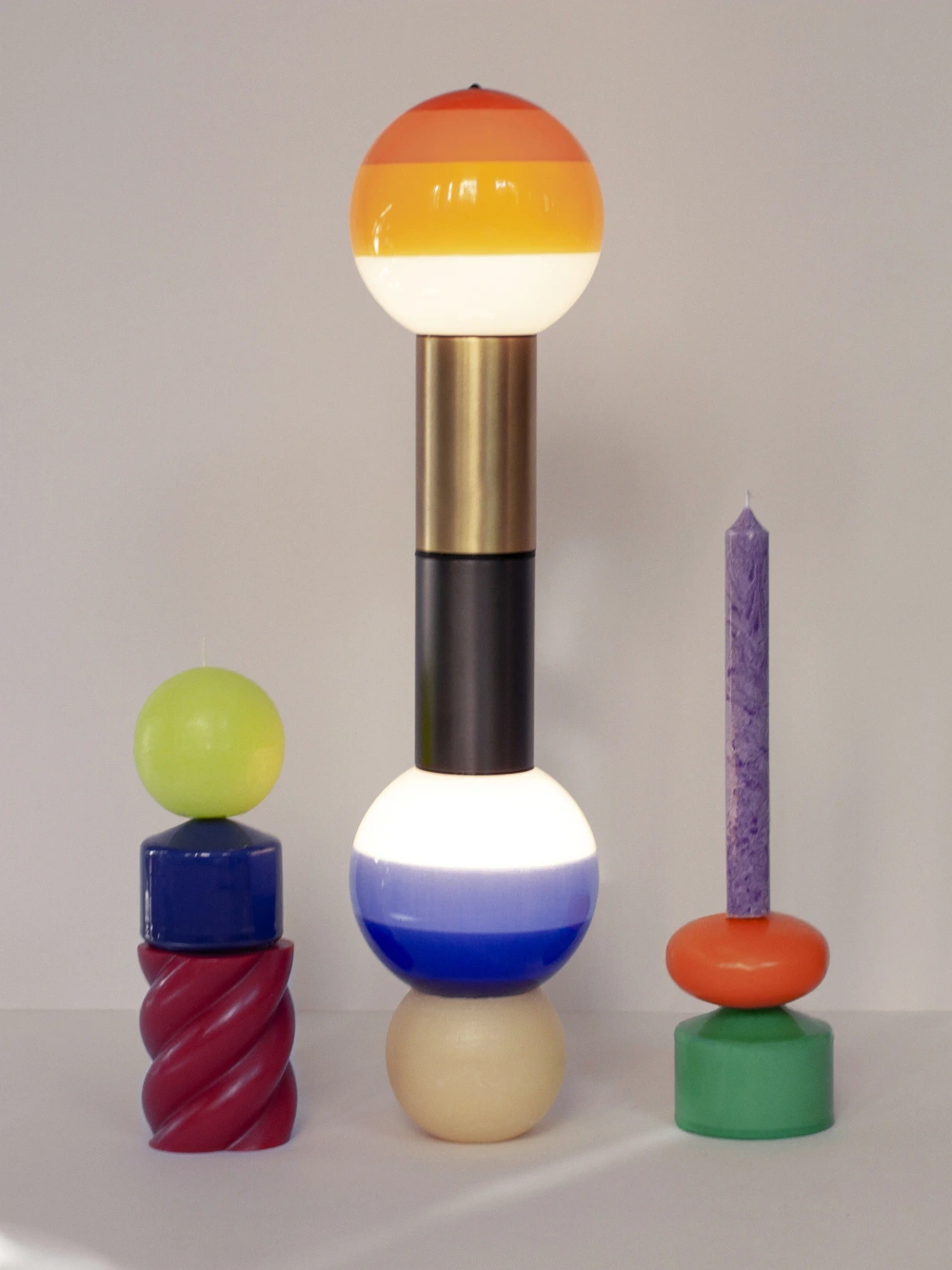 Marset :: Dipping table lamp, height 22.2 cm, amber and brass, wireless