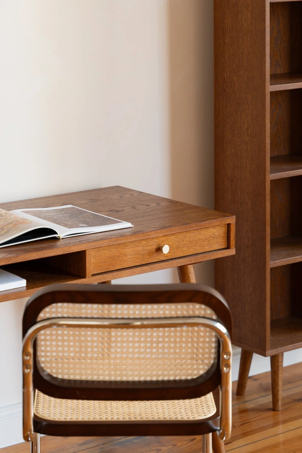 Pastform Furniture :: Biurko drewniane Bar rozmiar i kolor do wyboru