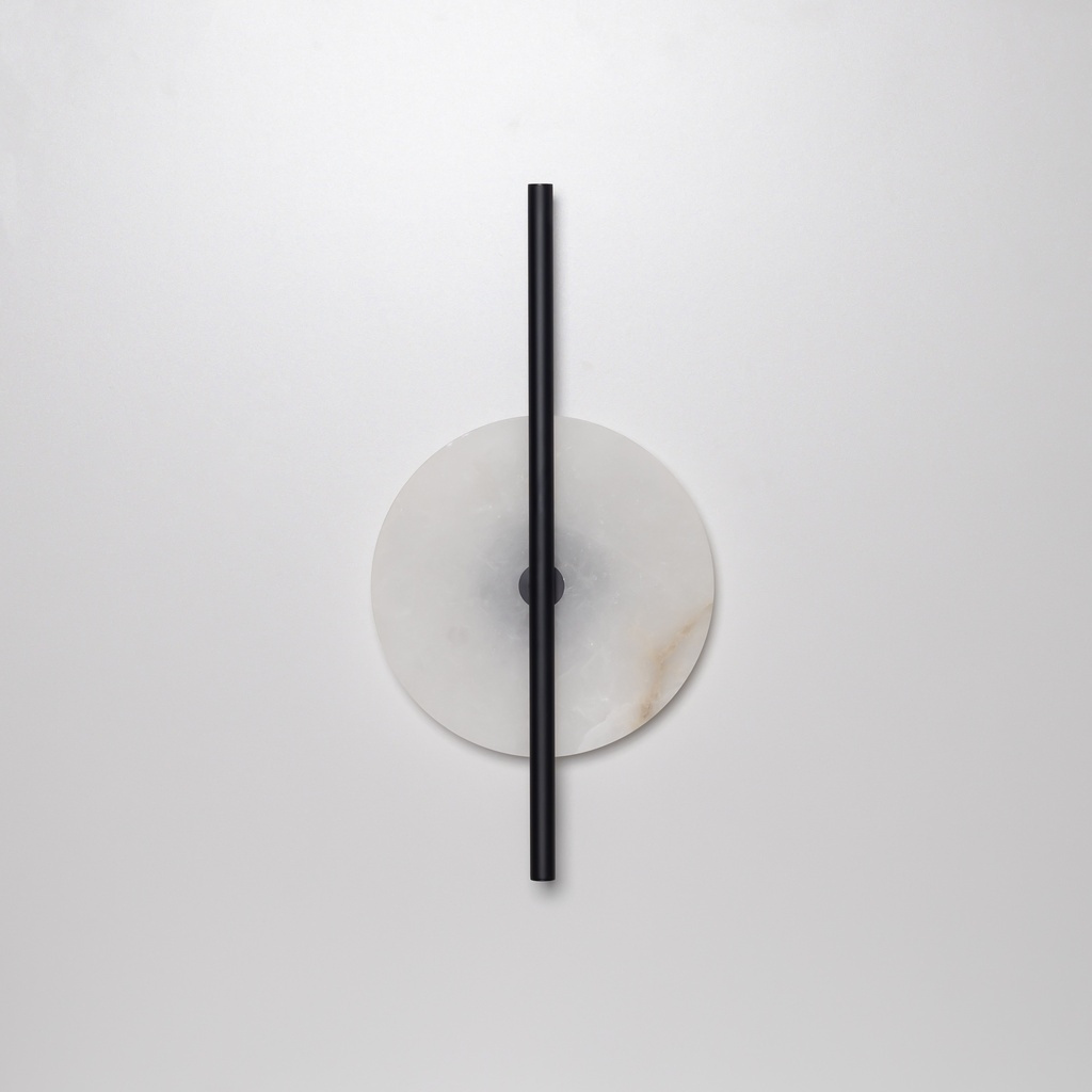 Aromas :: Point wall lamp / sconce, height 60 cm, alabaster / gold