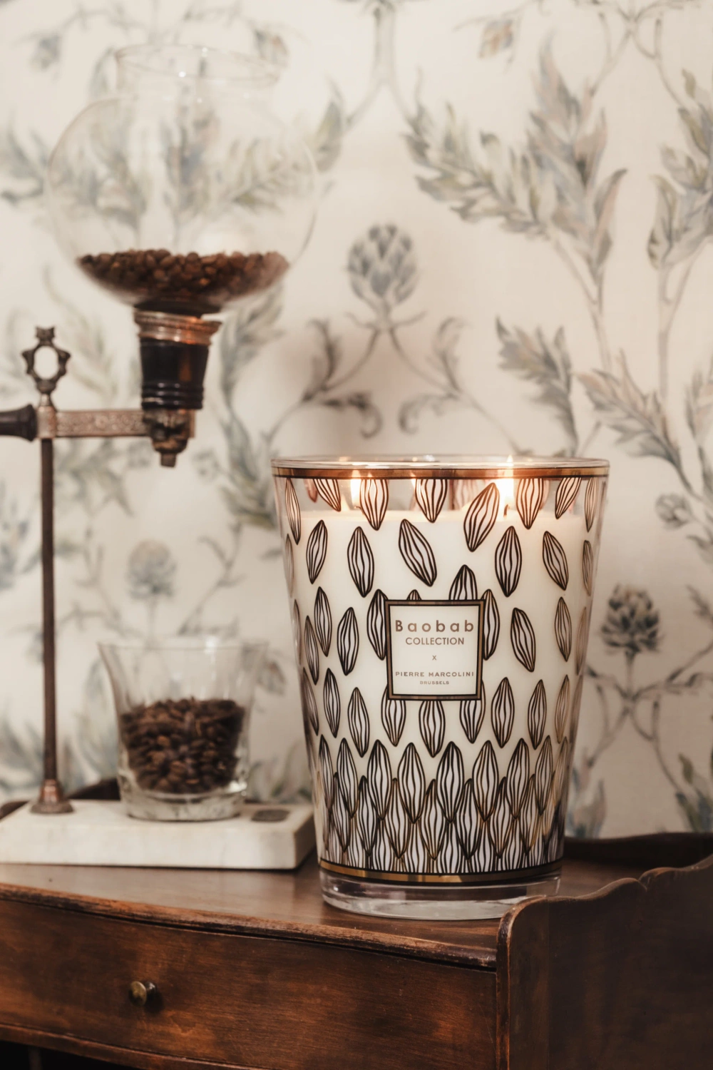 Baobab :: Świeca zapachowa Pierre Marcolini Perou limonka / jaśmin / Wetyweria