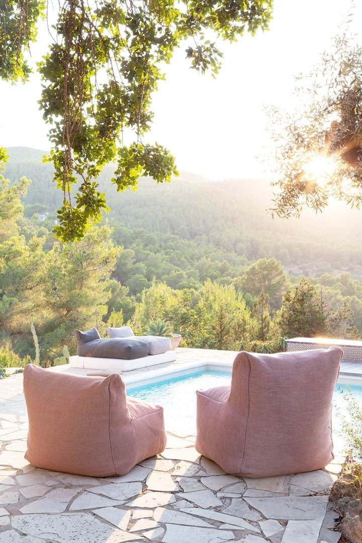 Roolf Living :: Outdoor armchair Medium pink