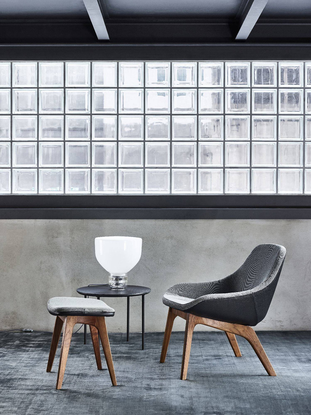 Brokis :: Lampa stołowa Lightline Medium śr. 40 transparentny różowy