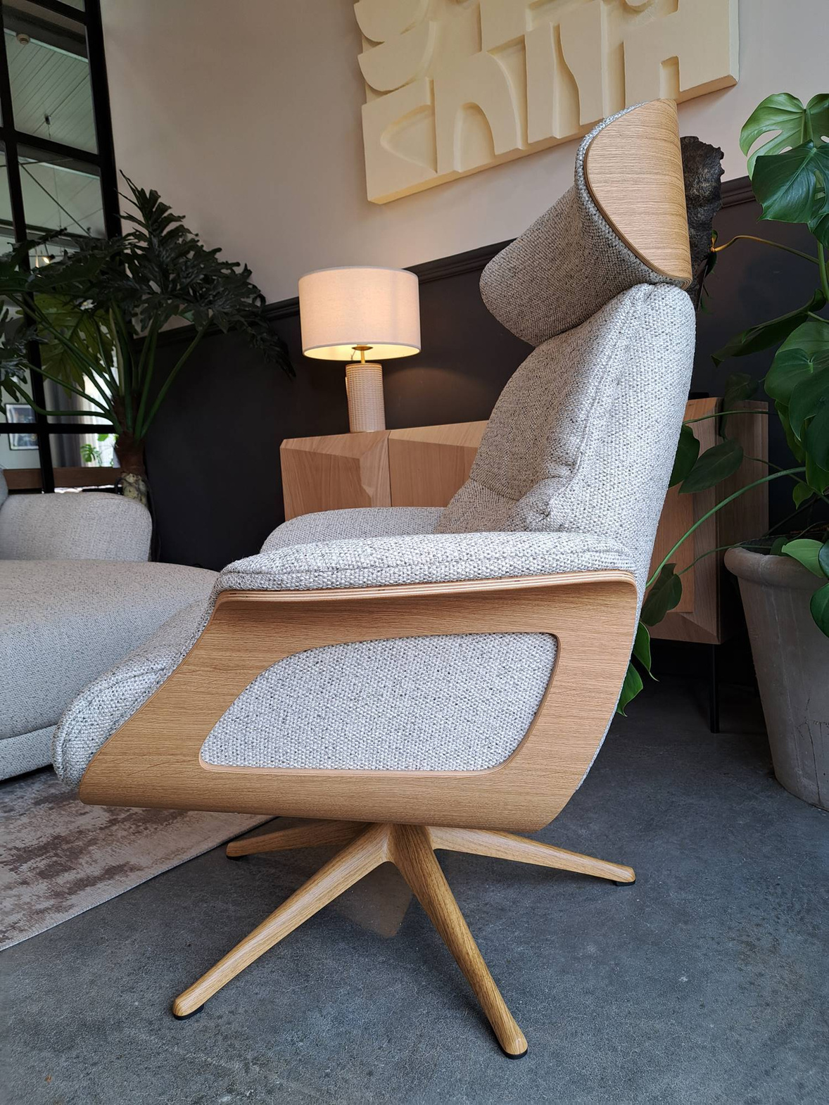 Flexlux :: Clement gepolsterter Relaxsessel mit Fußhocker, Grau-Eiche, mittelgroß