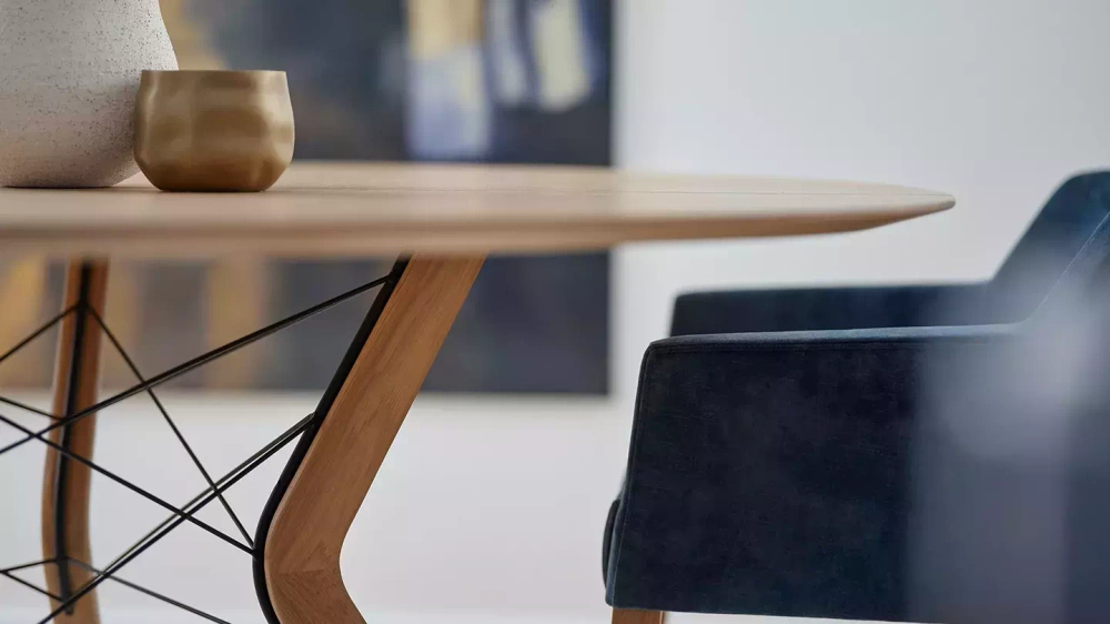 Mobitec :: Colibri C01 upholstered chair, gray, with armrests, 61 cm wide, wooden legs