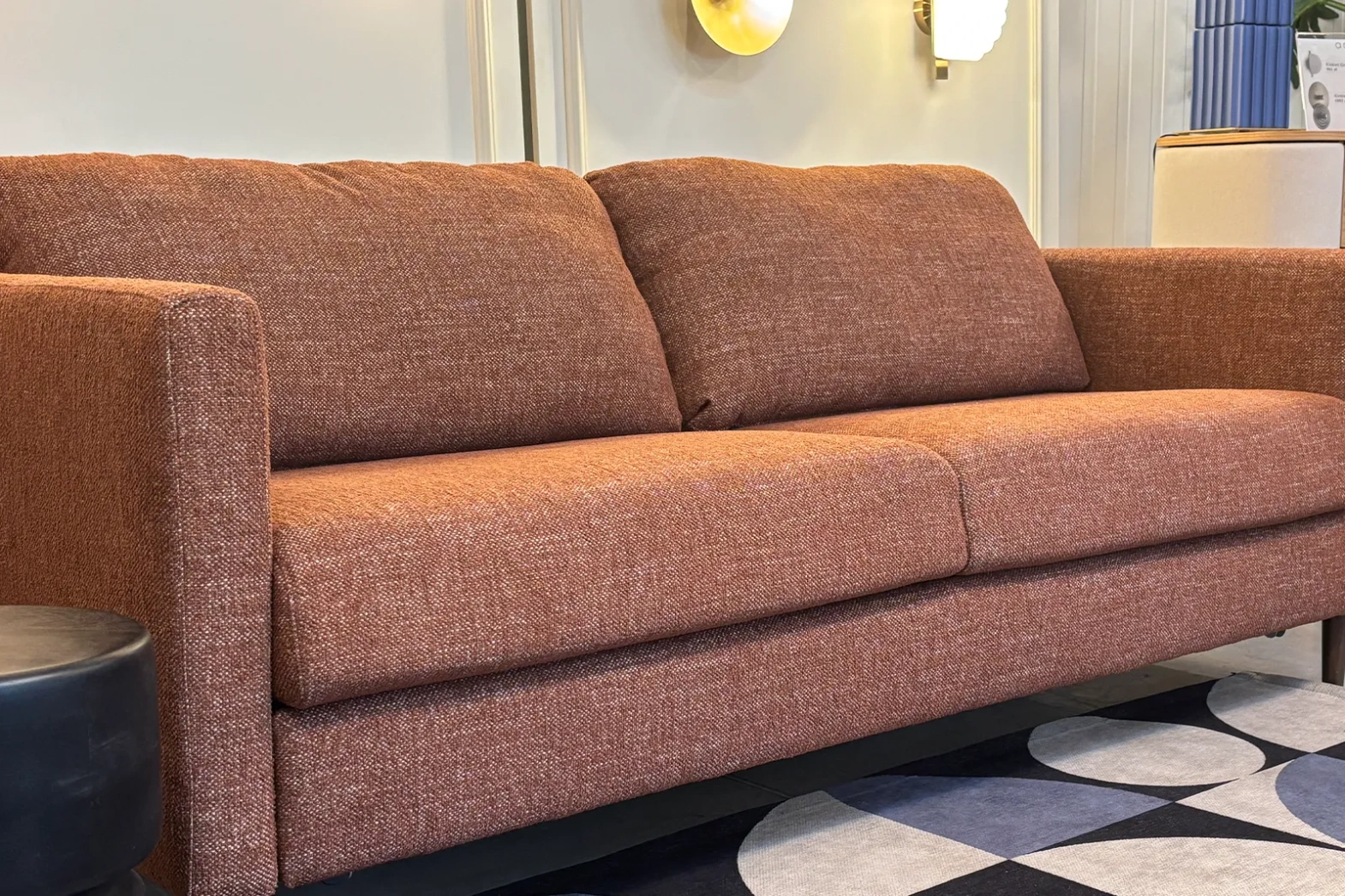 Sitzt :: Felix Schlafsofa, rot