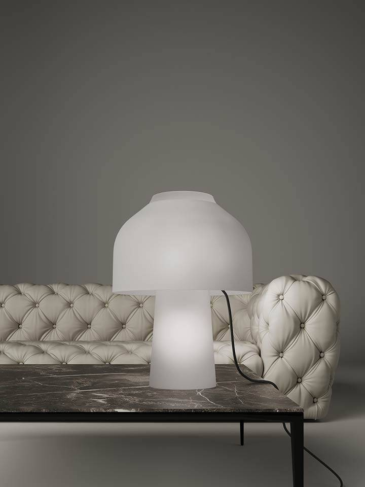 Karman :: Lilly table lamp, height 48 cm, white