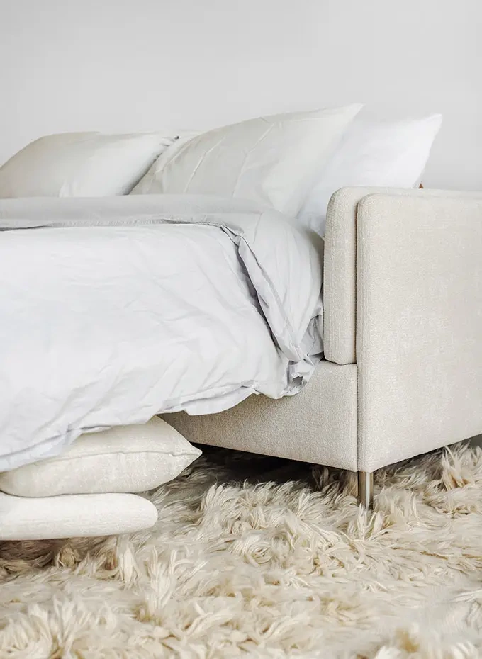 Sits :: Pixie upholstered sofa with sleeping function