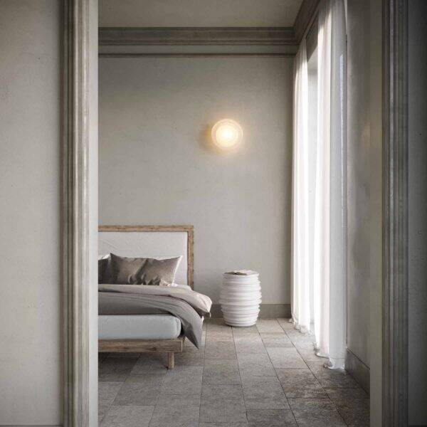 Embassy Interiors :: Mémoire glass brass wall/ceiling lamp, diameter 30 cm