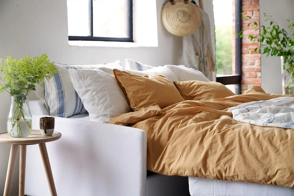 Sits :: Lukas upholstered sofa with sleeping function