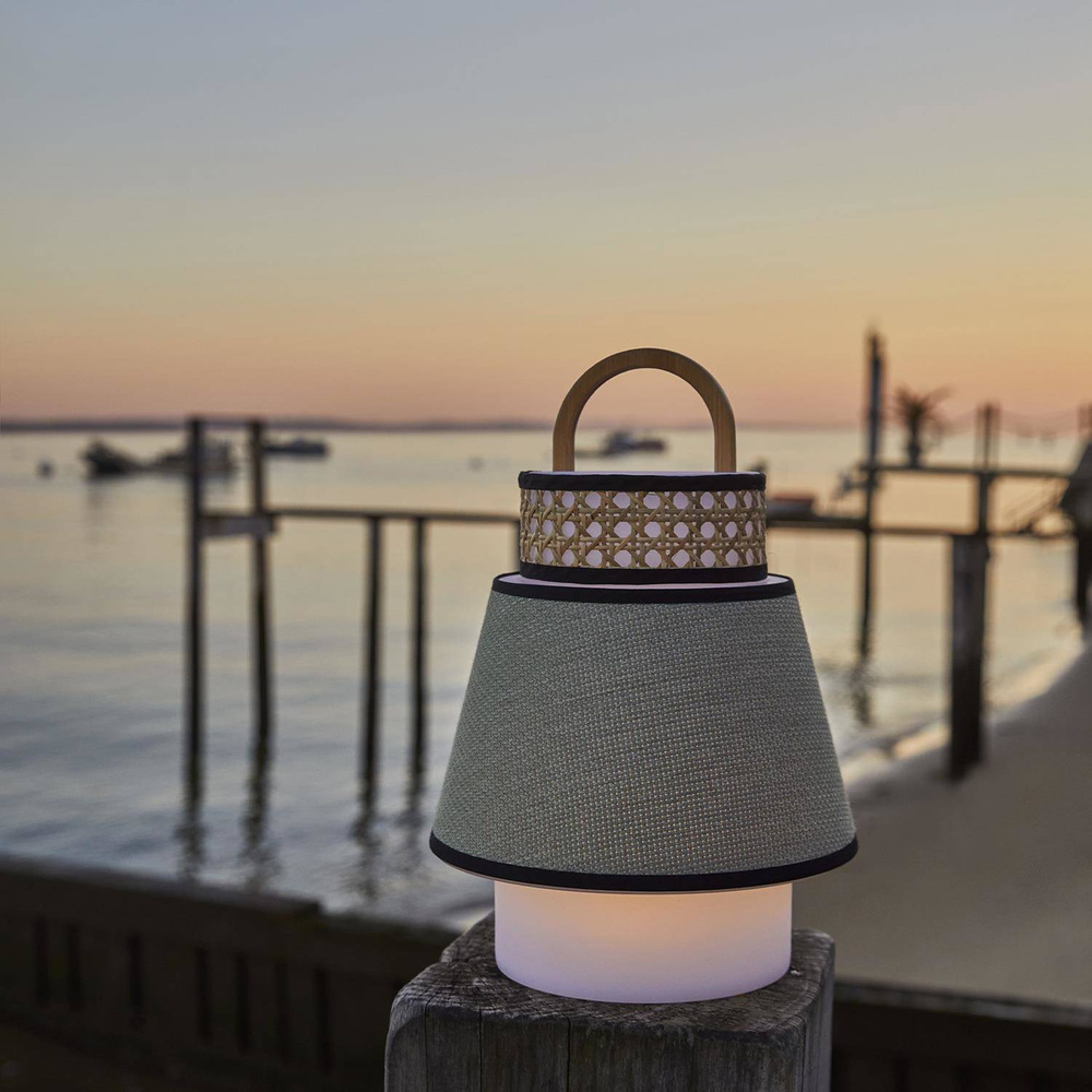 Market Set :: Lampa stołowa Singapour jasnozielona wys. 32,5 cm