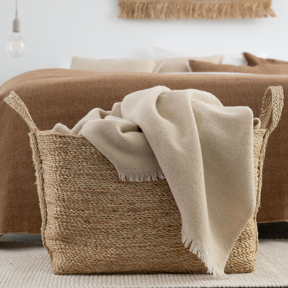 Moyha :: Wełniany pled w jodełkę beżowy 220x240 cm