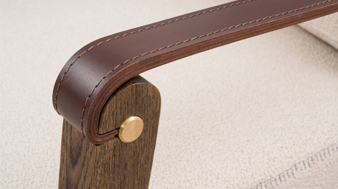 Nordic Line: Philip beige gepolsterter Sessel mit Lederarmlehnen