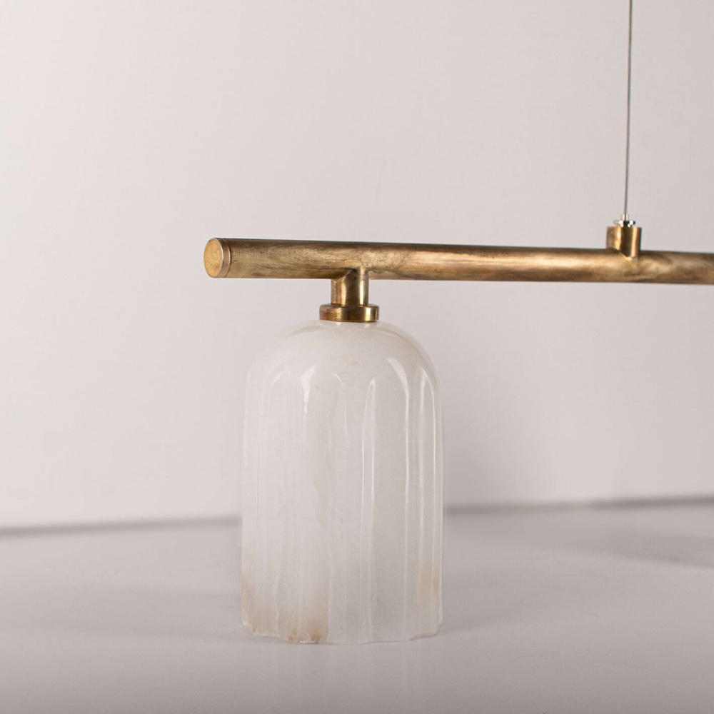 Embassy Interiors :: Urania Alabaster Quadruple Constellation Pendelleuchte/Kronleuchter