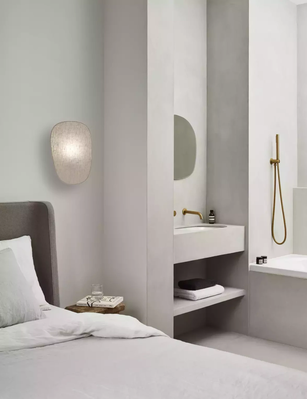 Market Set :: Screen 70's wall lamp / wall sconce beige h. 40 cm