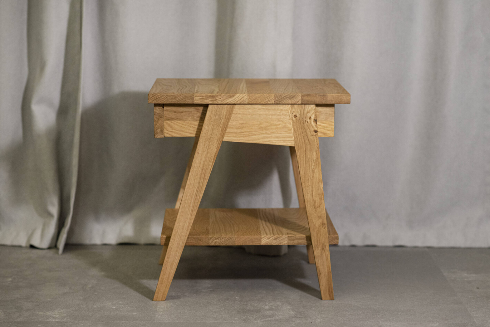 Szyszka Design :: Piko oak bedside table