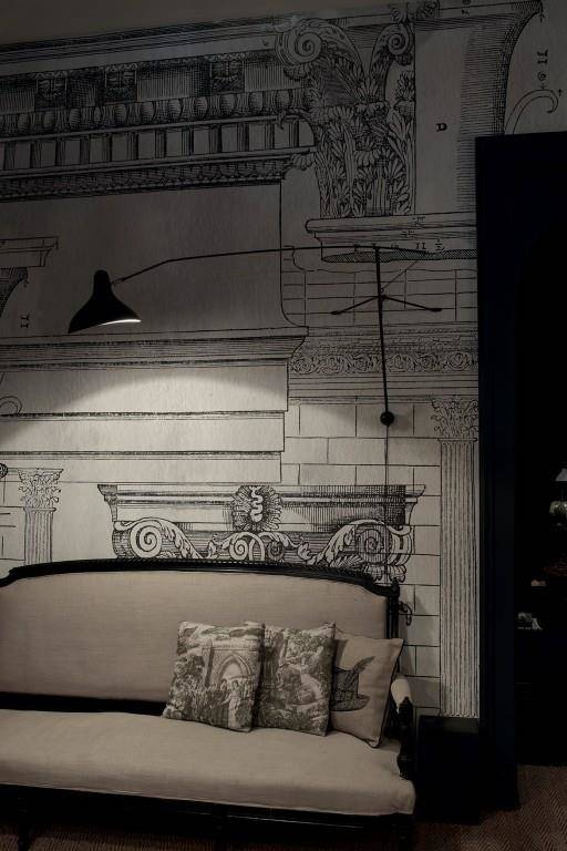 DCW:: Mantis BS2 black wall lamp, depth 153 cm