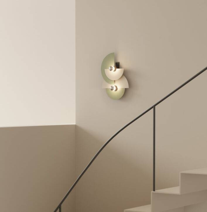 Aromas :: Abby wall lamp/sconce, diameter 55 cm, gold and alabaster + bulbs