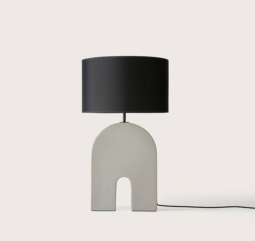 Aromas :: Home table lamp, height 64 cm, black shade