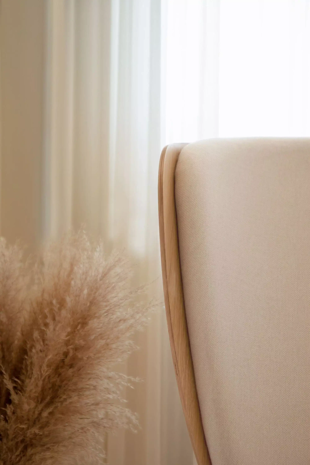 Umage  ::  Fotel tapicerowany Reader szary