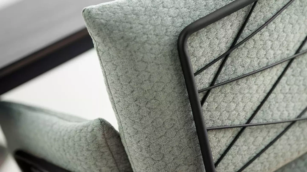 Mobitec :: Cosy upholstered chair, gray, with armrests, 63 cm wide, metal legs