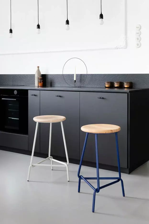 Loft Decora :: Bar stool / hocker Miam brown-black height 63 cm