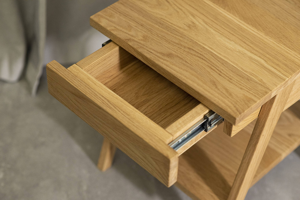 Szyszka Design :: Piko oak bedside table