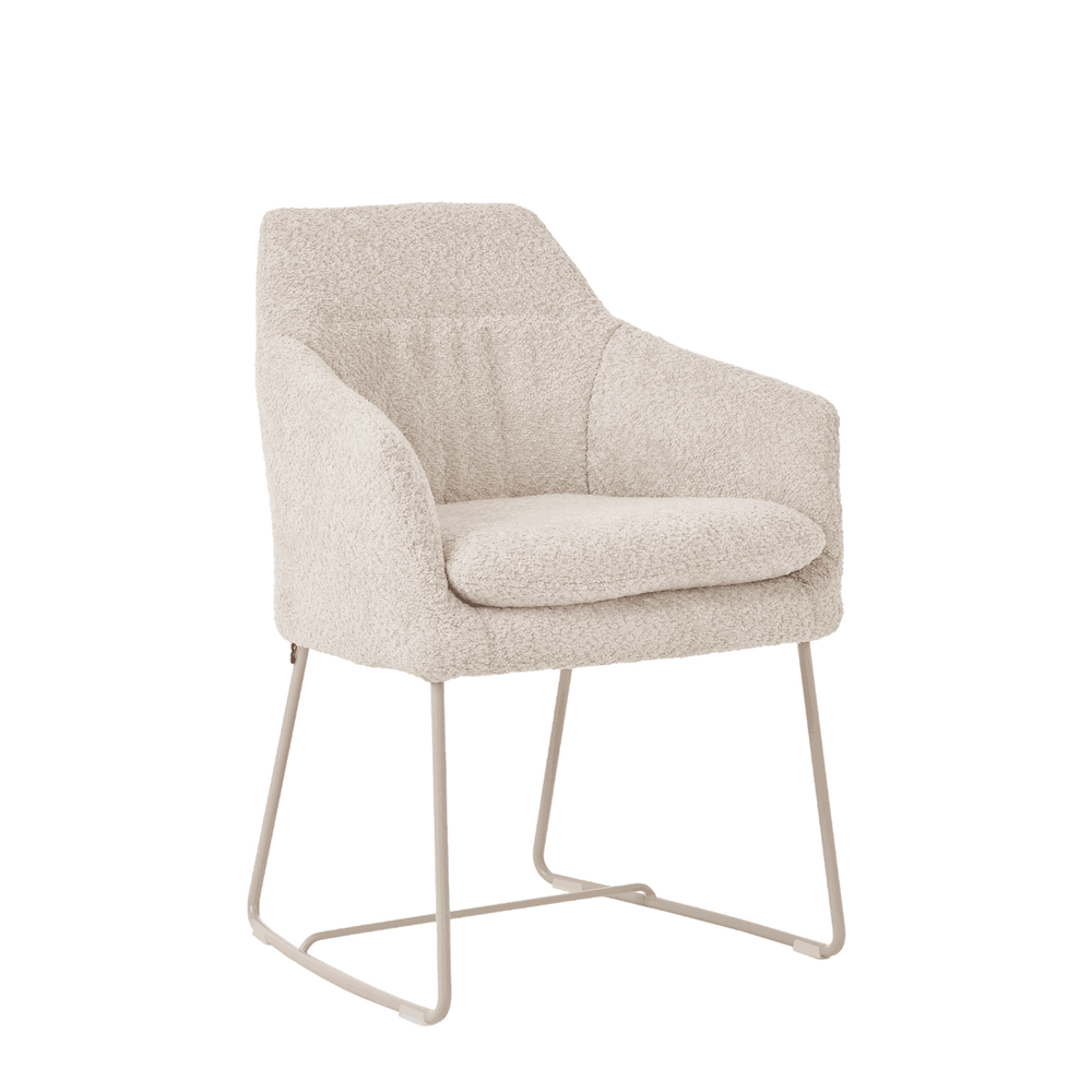 Mobitec :: Saga C04 beige upholstered chair with armrests, width 62 cm