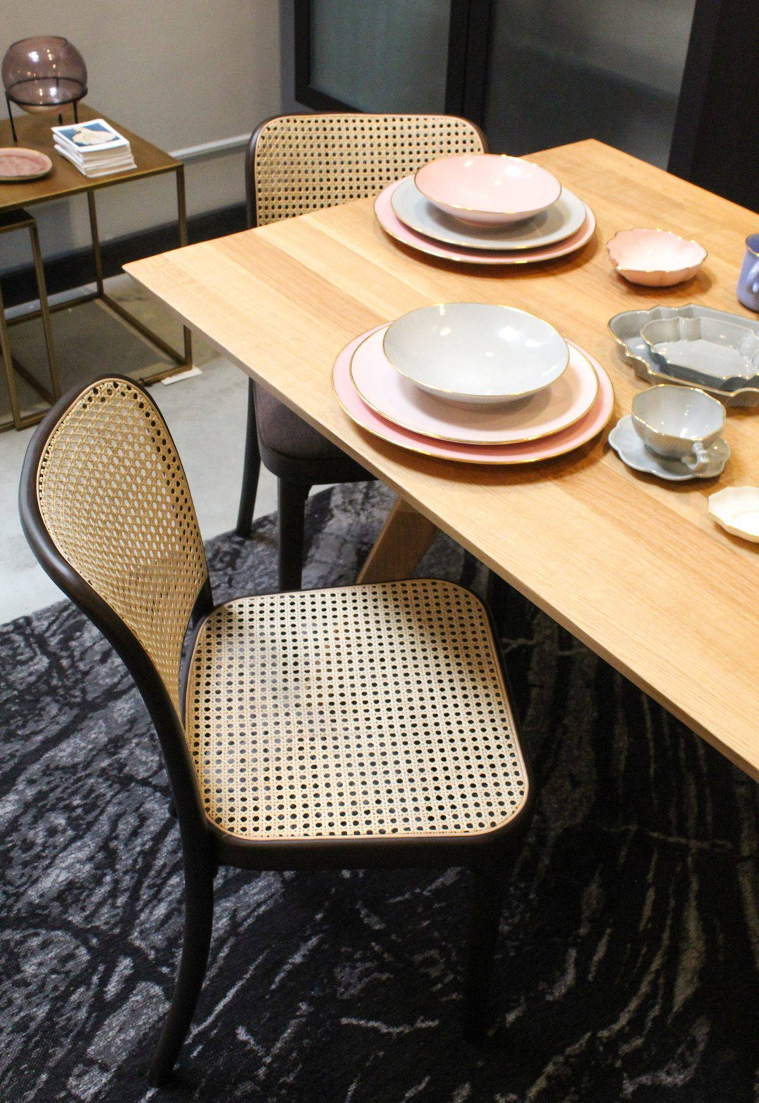 Fameg :: Wooden chair A-811