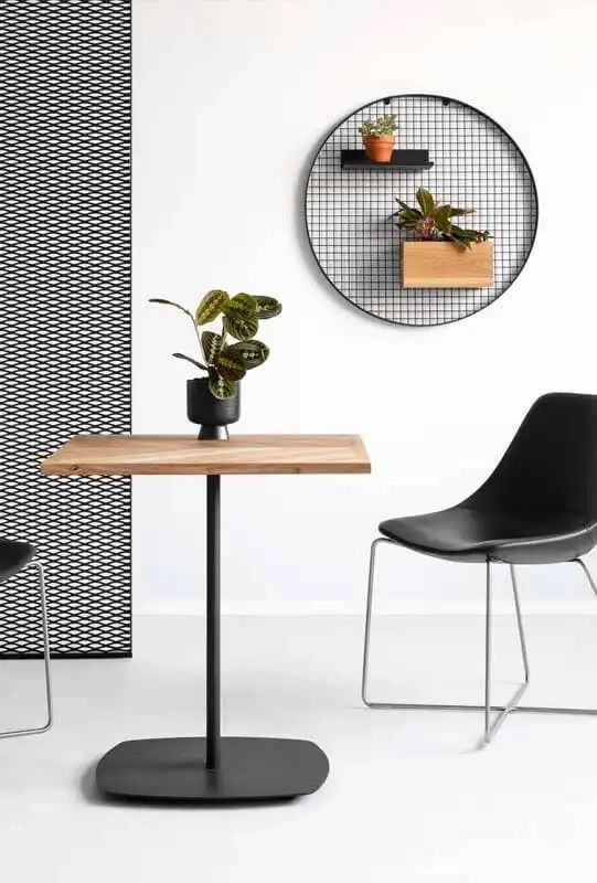 Loft Decora :: Wall decoration mesh Border round black diameter 80 cm