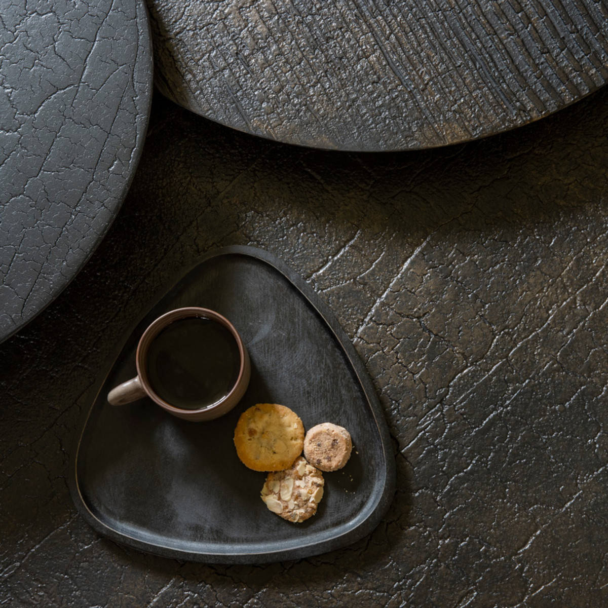 Ethnicraft :: Coffee Table Luna black lava
