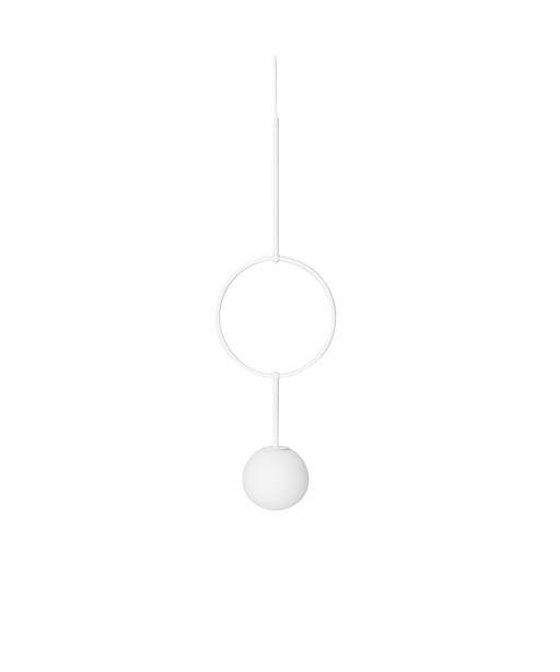 Ummo :: ISUULLA A hanging lamp