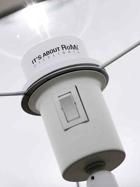 It's About RoMi :: Lampa stołowa Toronto biała