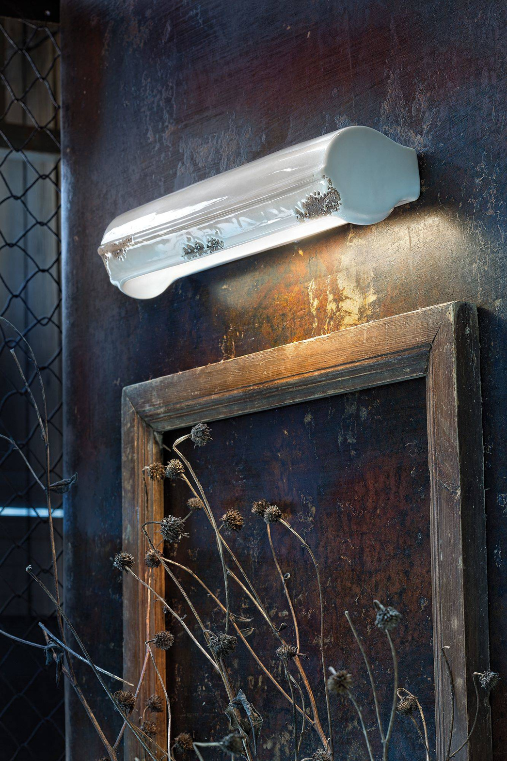 Ferroluce :: Schwarze Vintage-Wandleuchte, Breite 35 cm