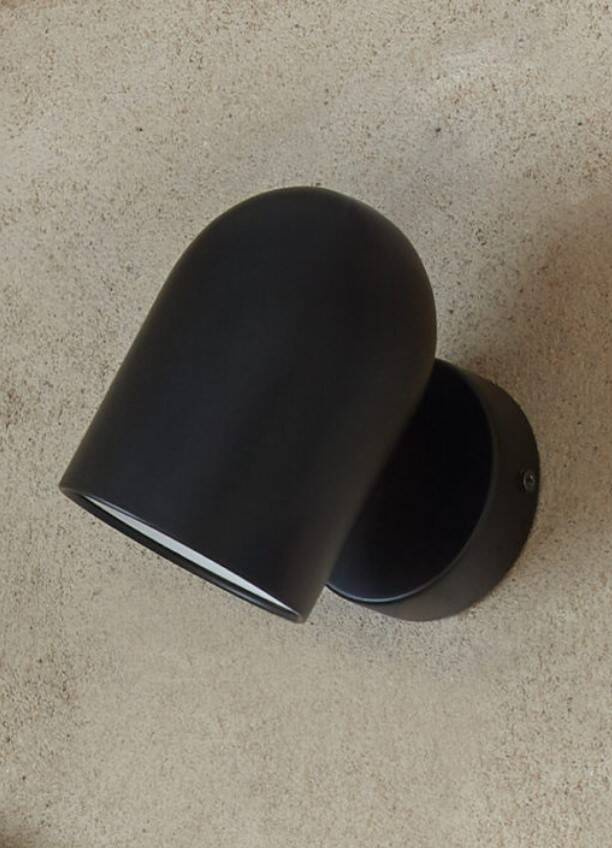 Aromas :: Wandlampe aus Metall Pipe Durchmesser 9 cm schwarz