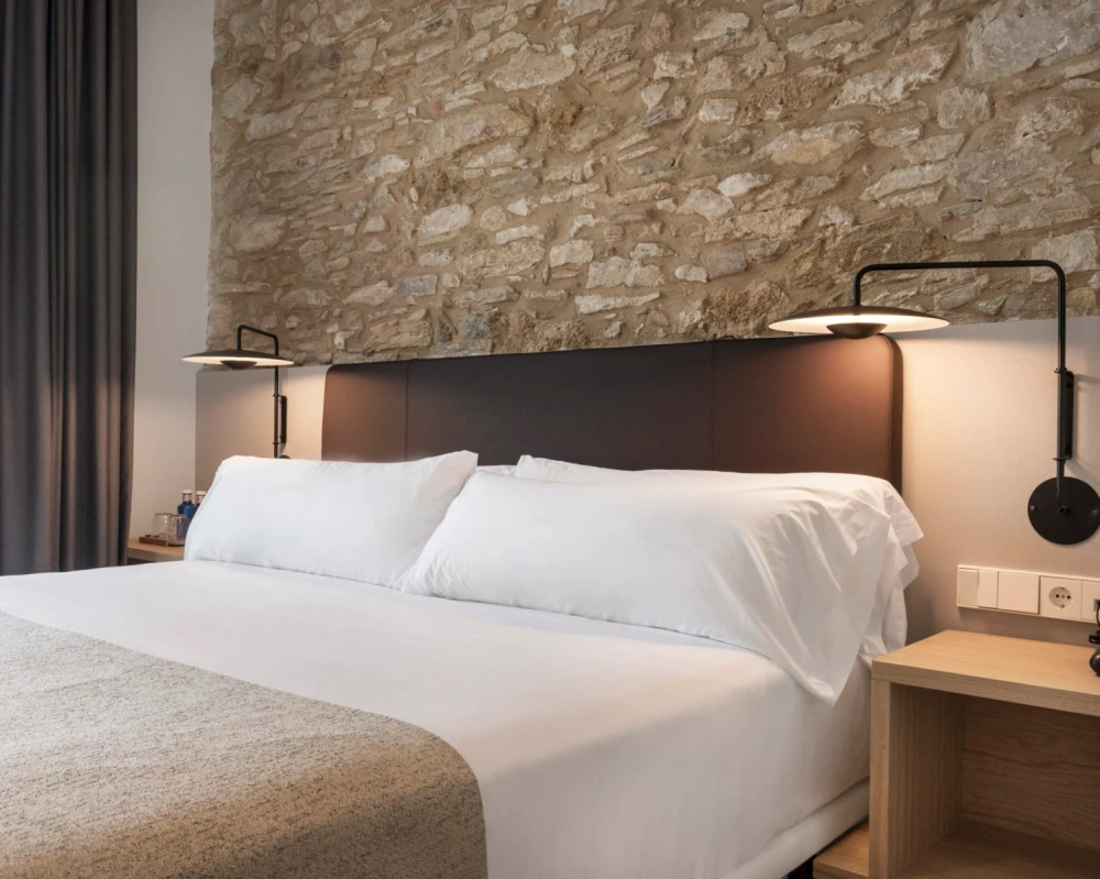 MARSET :: Ginger wall lamp, width 19.5 cm, black