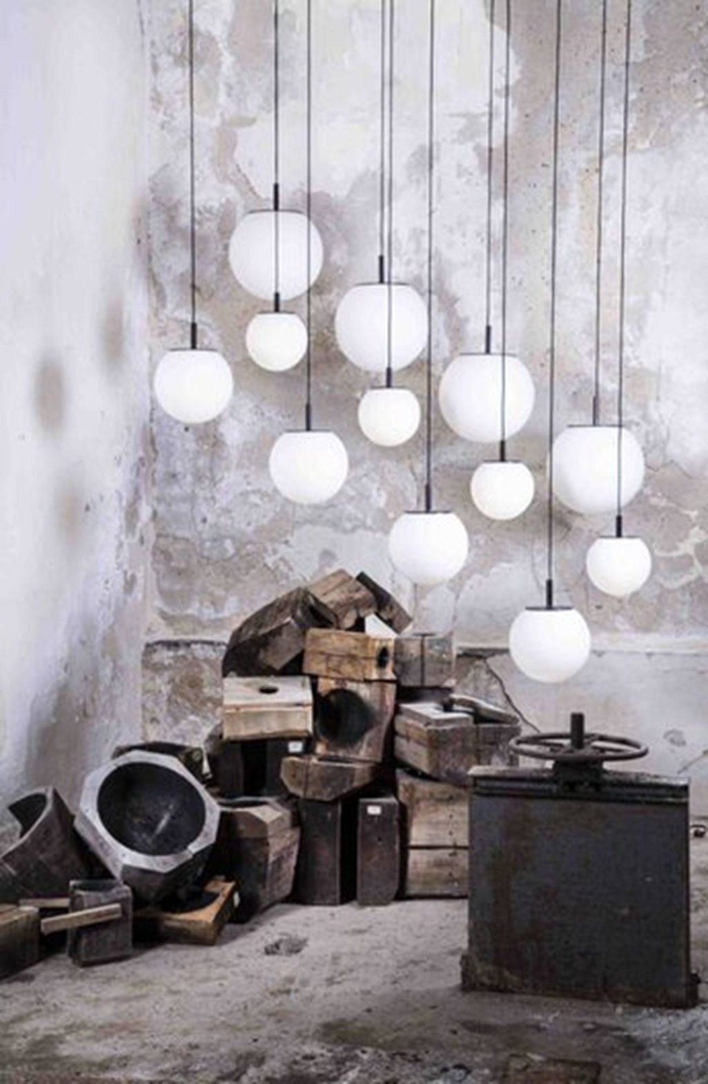 Brokis :: Pendent lamp Sfera white dia. 25 cm