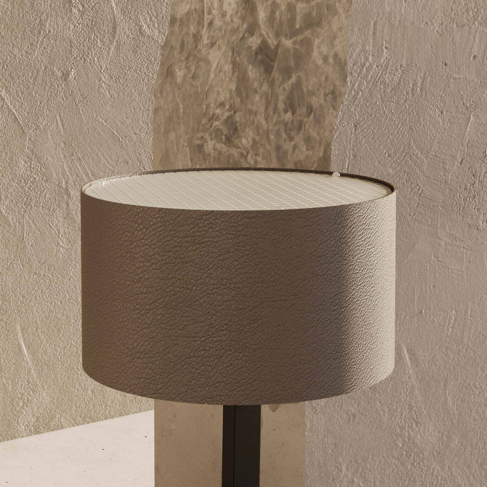 Aromas :: Rems table lamp, diameter 40 cm, light brown leather shade