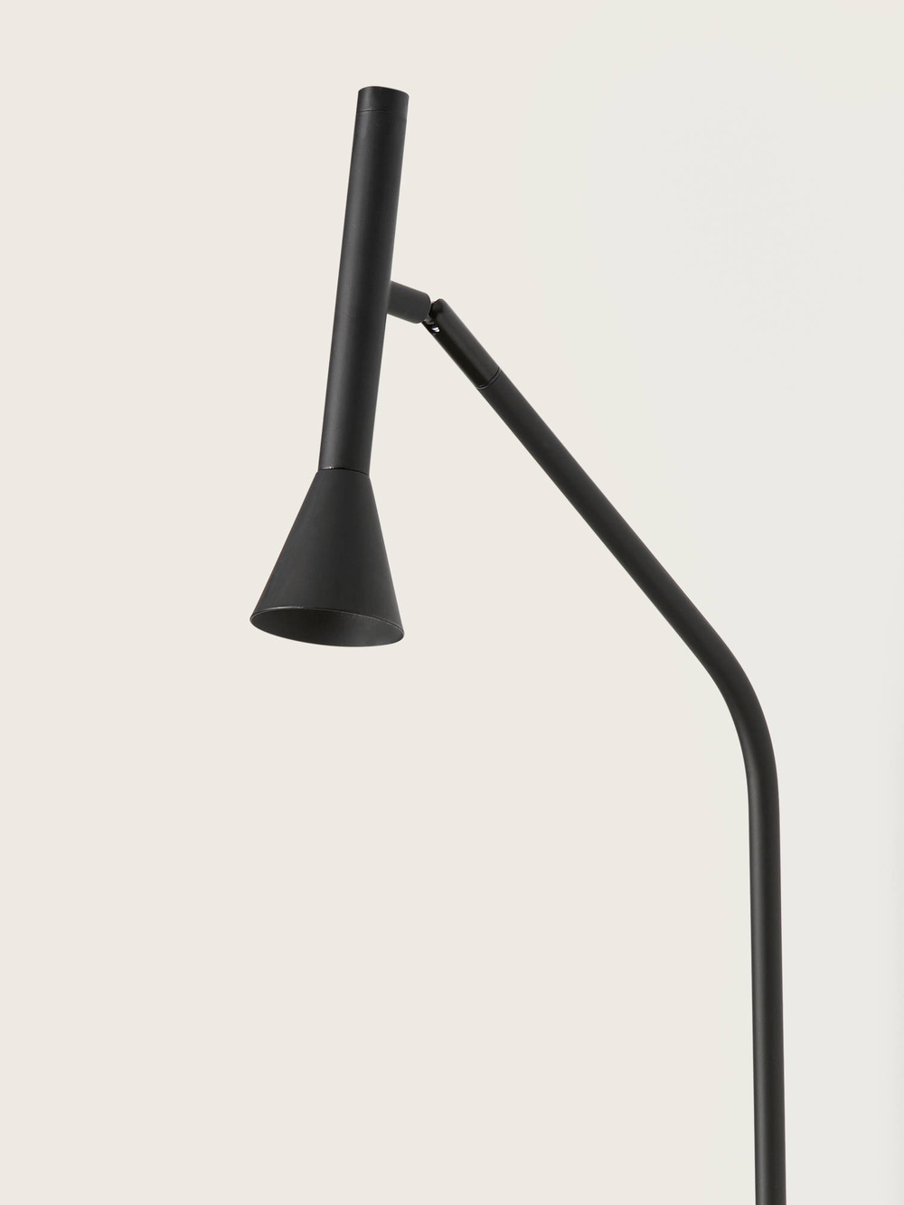 Aromas :: Lampa ścienna / kinkiet Lyb czarny wys. 77,8 cm